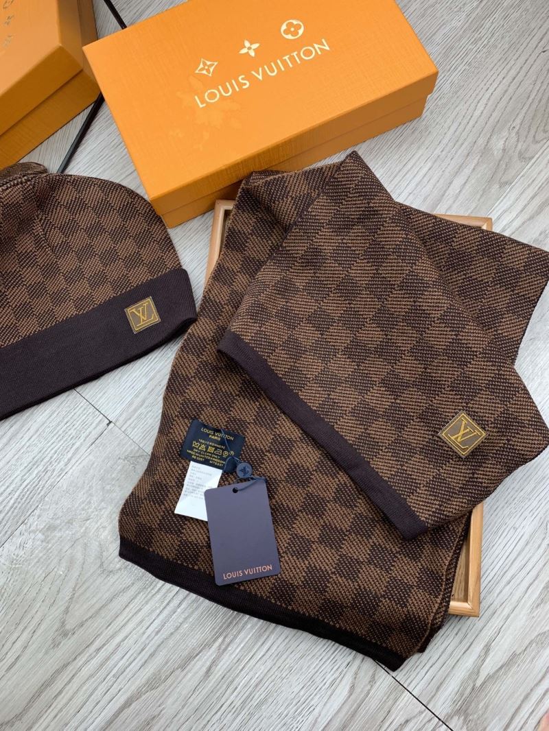 Louis Vuitton Caps Scarfs